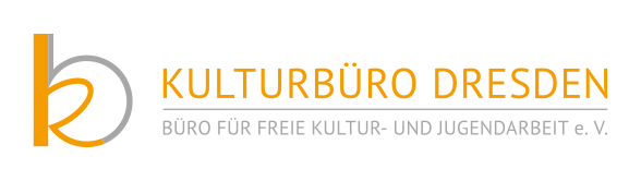 KI generiert: Das Bild zeigt das Logo vom Kulturbüro Dresden, einem Büro für freie Kultur- und Jugendarbeit. Es enthält ein stilisiertes "k" in Grau und Orange sowie den Schriftzug des Büro-Namens.